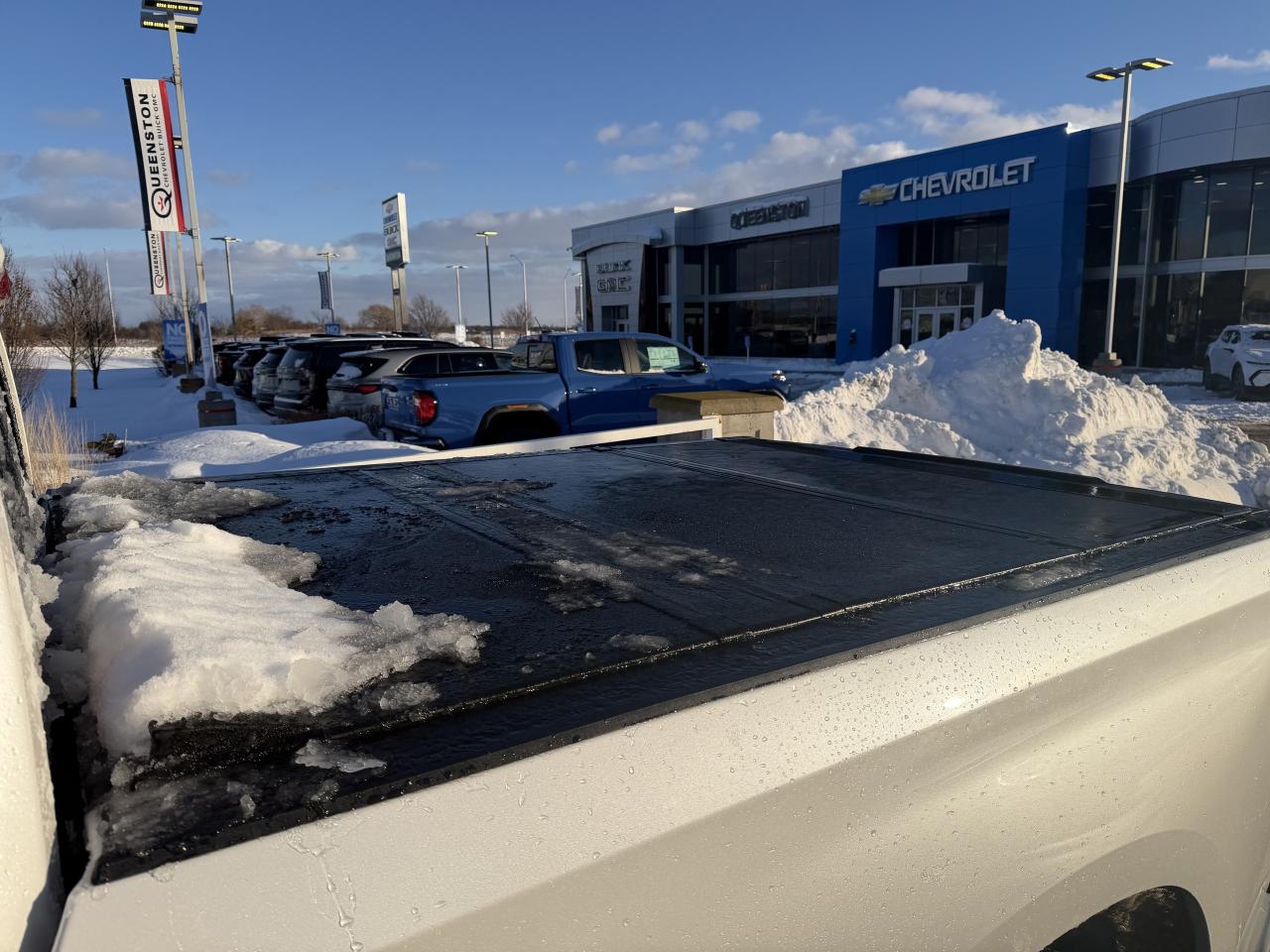 2020 Chevrolet Silverado 1500 High Country   DURAMAX   TONNEAU COVER   NO CLAIMS Photo3