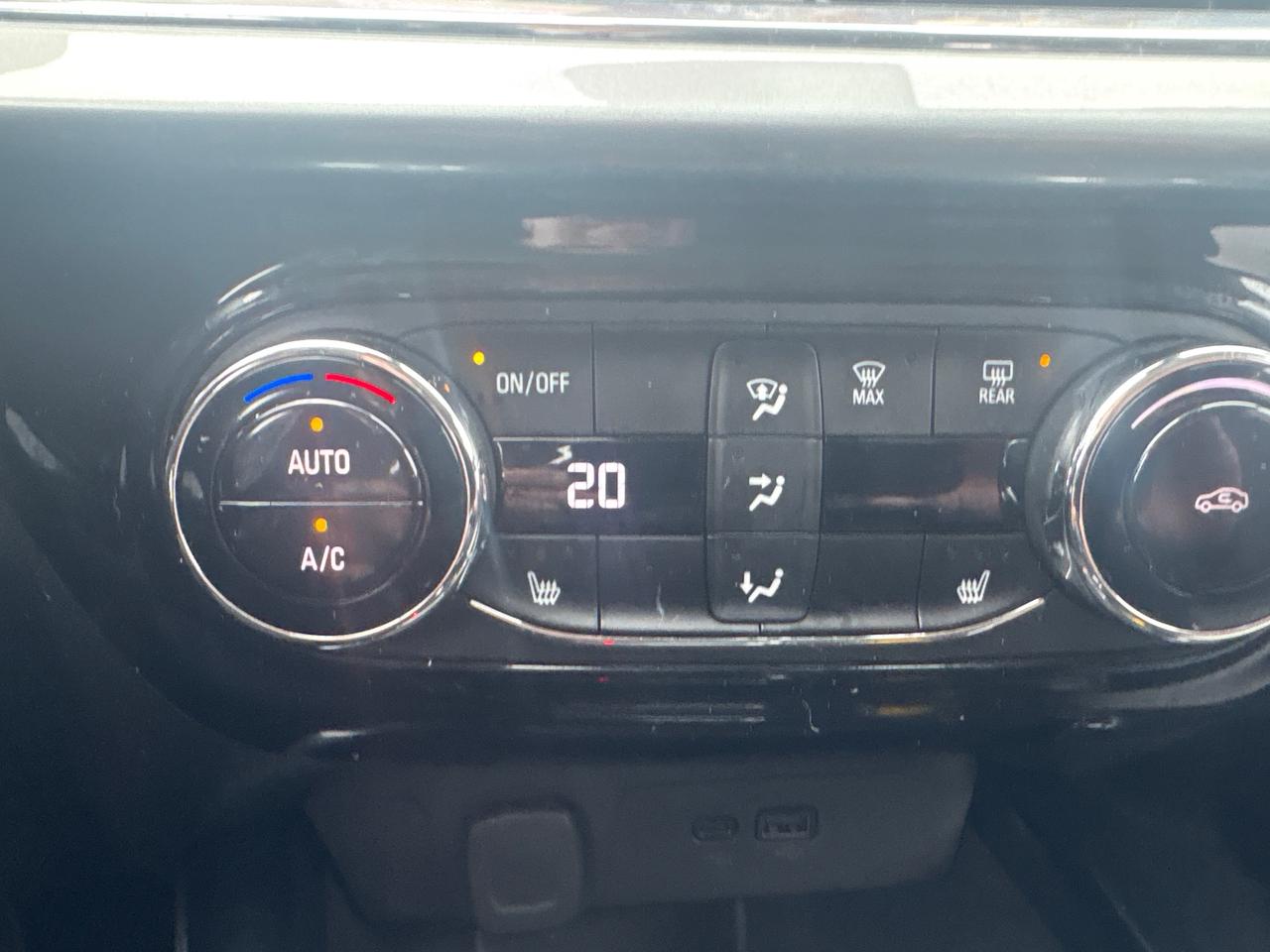 2024 Chevrolet Trax LT + Safety Assist Pkg + Heated Seats + 1 Owner Photo