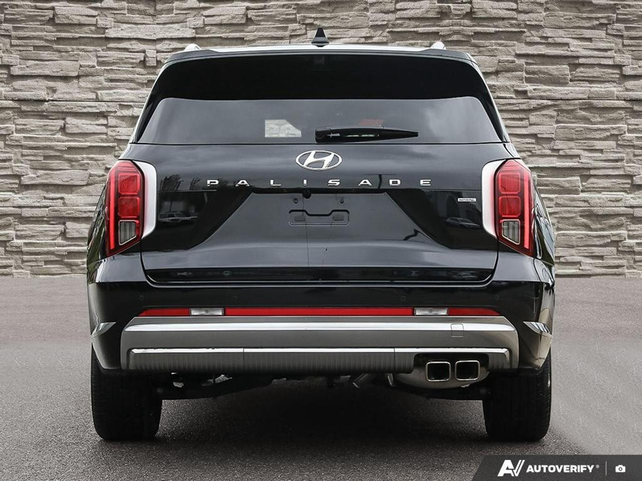 2025 Hyundai PALISADE Local Trade   Accident Free Photo4
