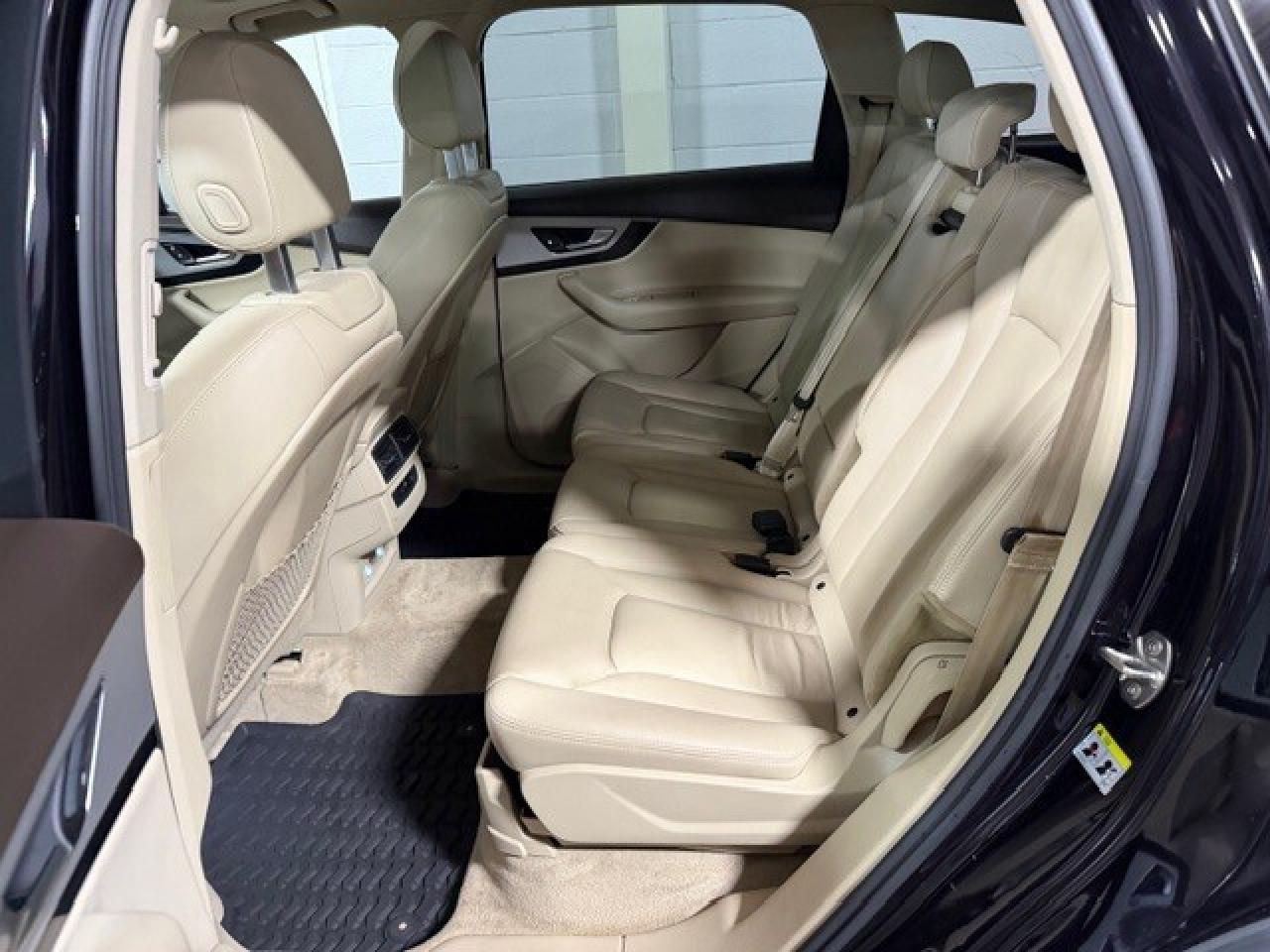 2018 Audi Q7 3.0 TFSI Quattro Komfort Navigation Back Up Camera Photo