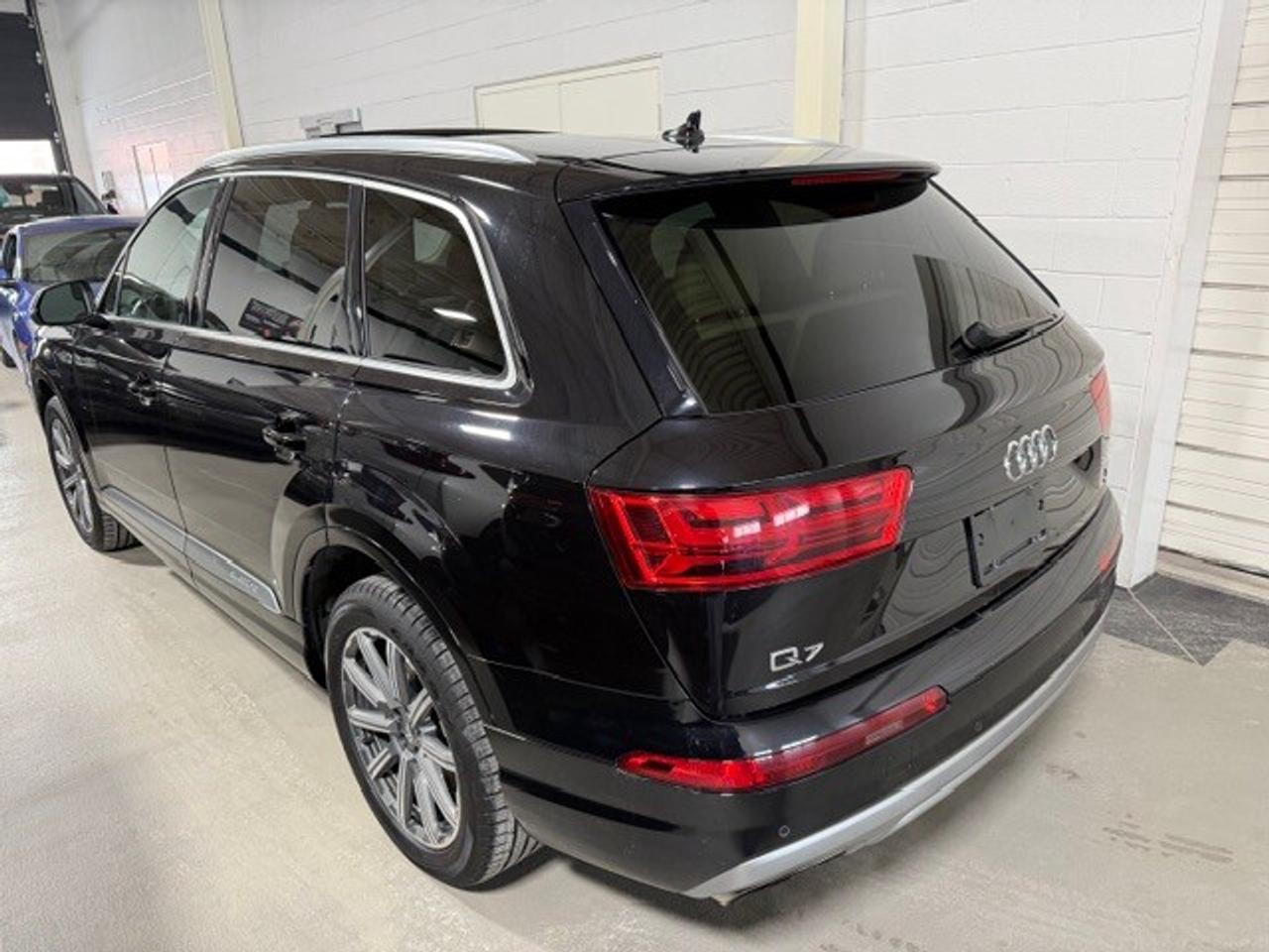 2018 Audi Q7 3.0 TFSI Quattro Komfort Navigation Back Up Camera Photo