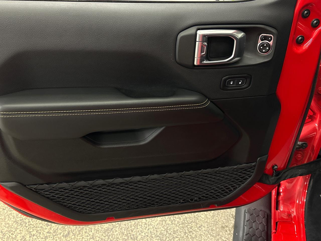 2024 Jeep Wrangler SAHARA 4DR 4X4 Photo