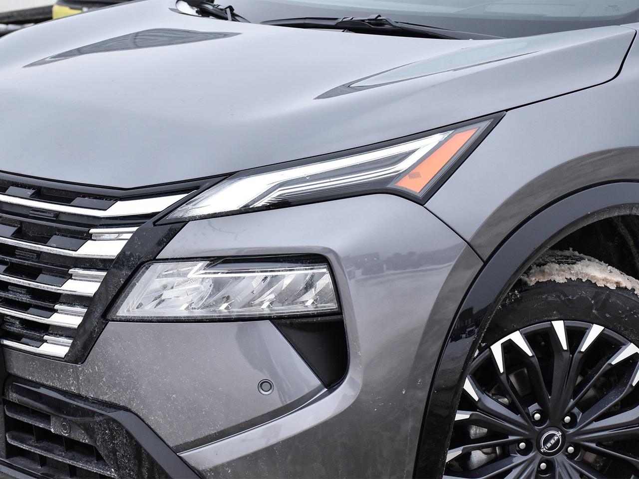 2025 Nissan Rogue Platinum  FULLY LOADED/HUD/PRO PILOT! Photo2