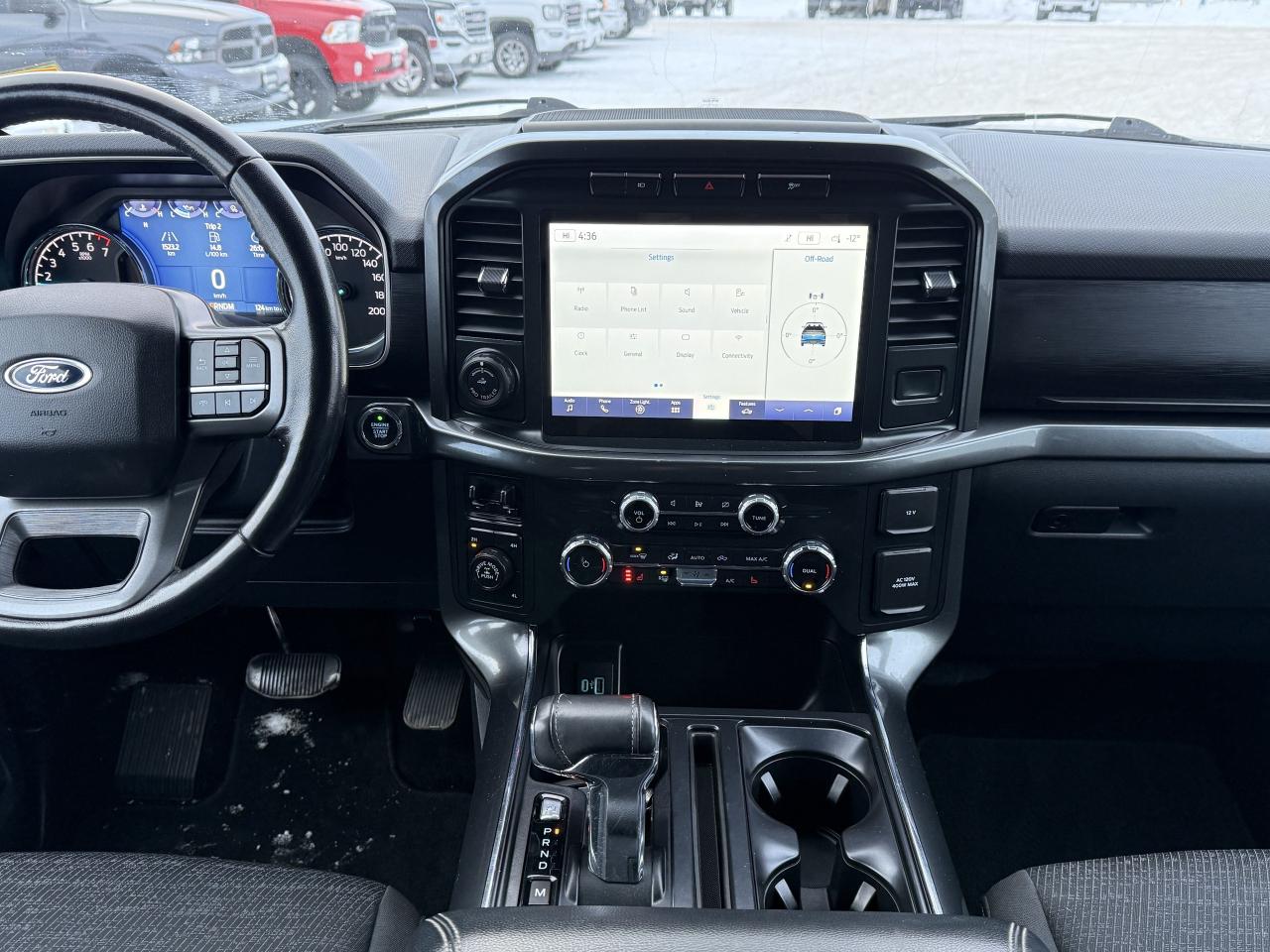 2022 Ford F-150 XLT 4WD SuperCrew 6.5' Box Photo