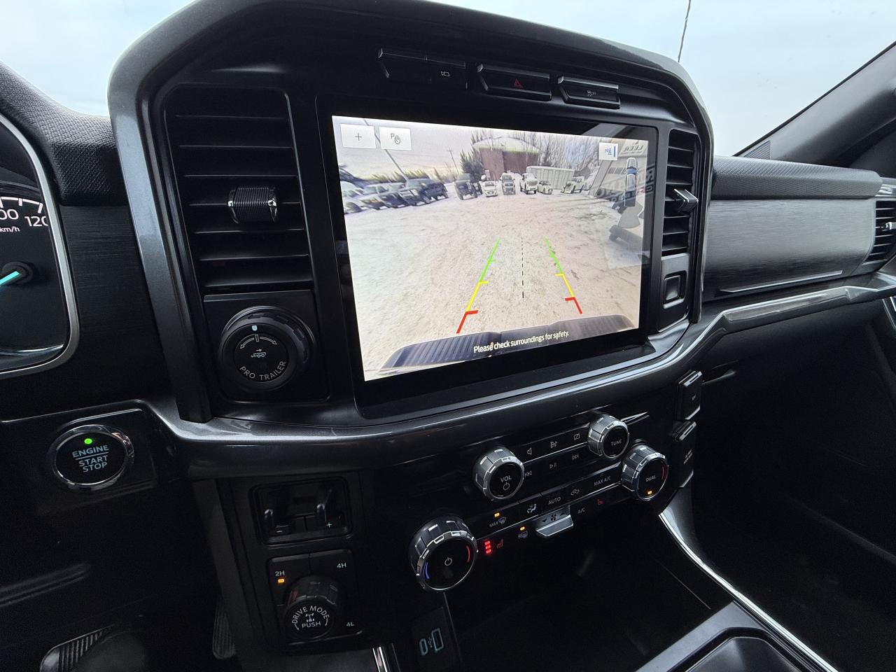 2022 Ford F-150 XLT 4WD SuperCrew 6.5' Box Photo