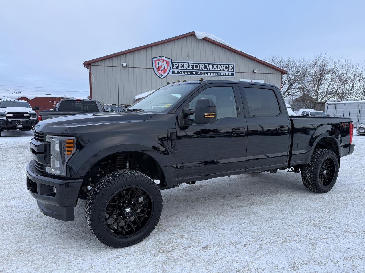 2019 Ford F-250 XLT 4WD Crew Cab 6.75' Box Photo