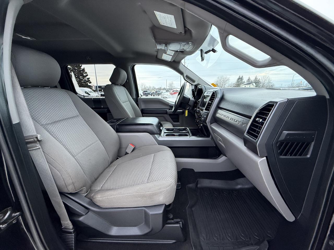 2019 Ford F-250 XLT 4WD Crew Cab 6.75' Box Photo