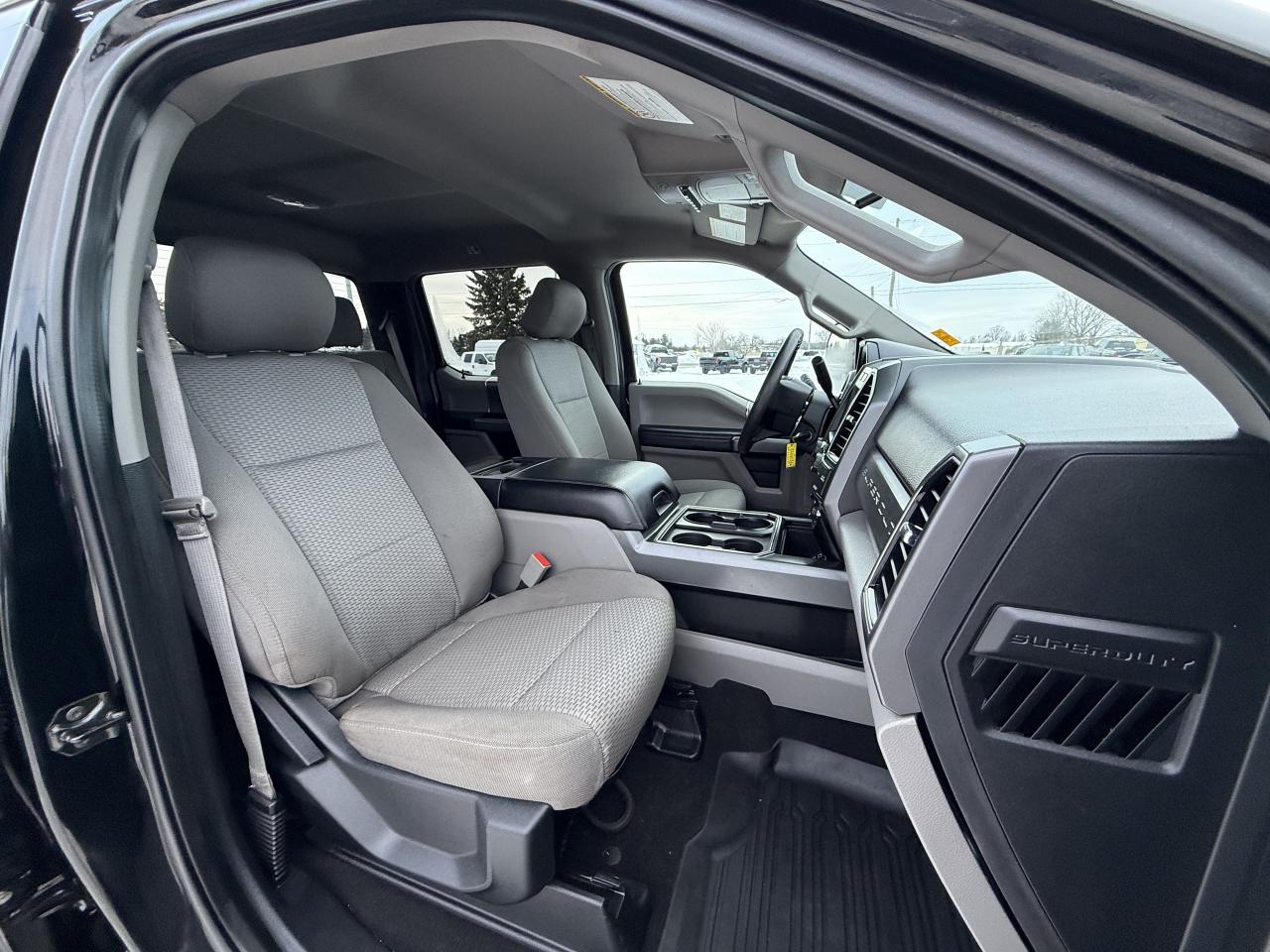 2019 Ford F-250 XLT 4WD Crew Cab 6.75' Box Photo