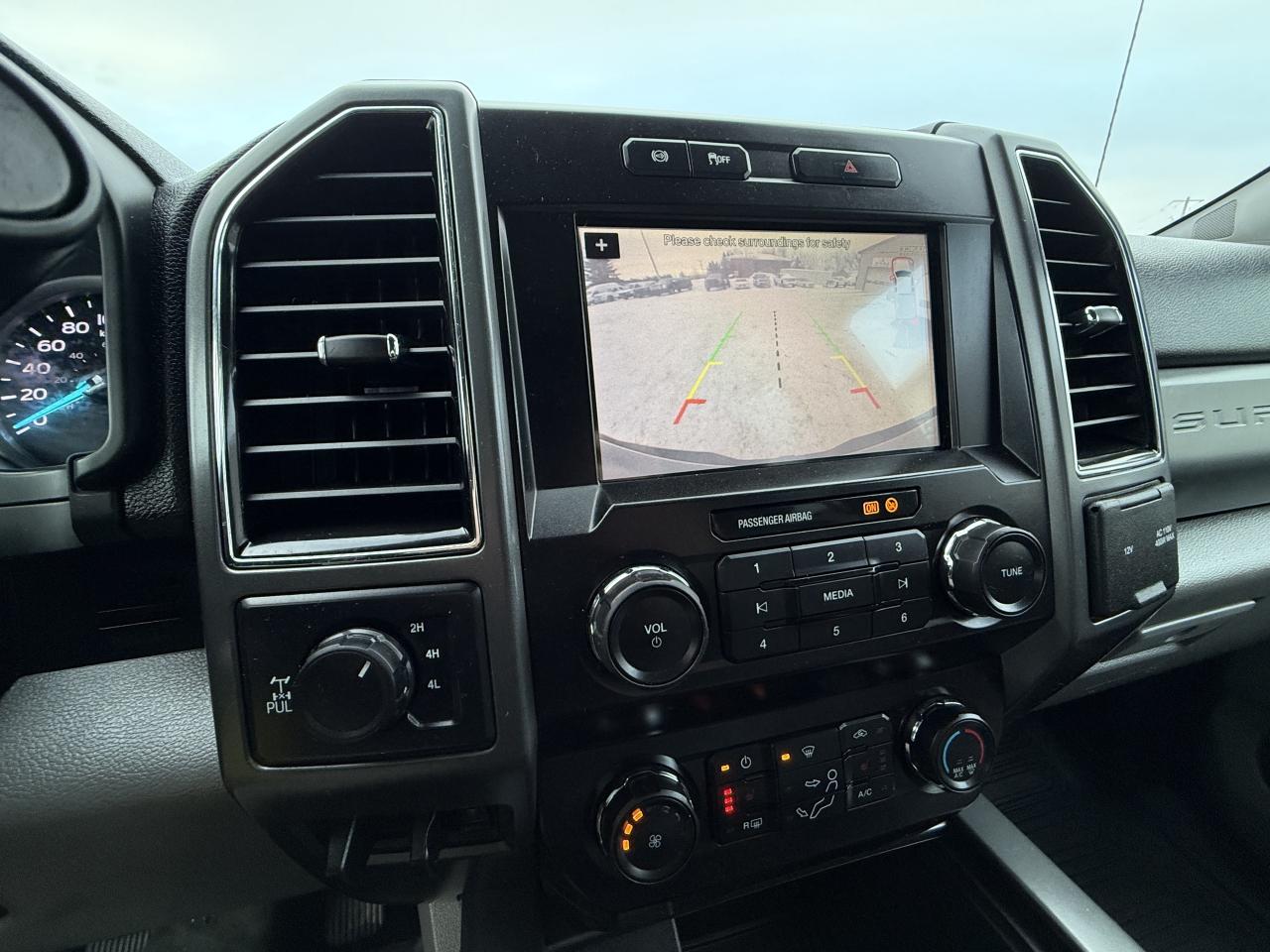 2019 Ford F-250 XLT 4WD Crew Cab 6.75' Box Photo