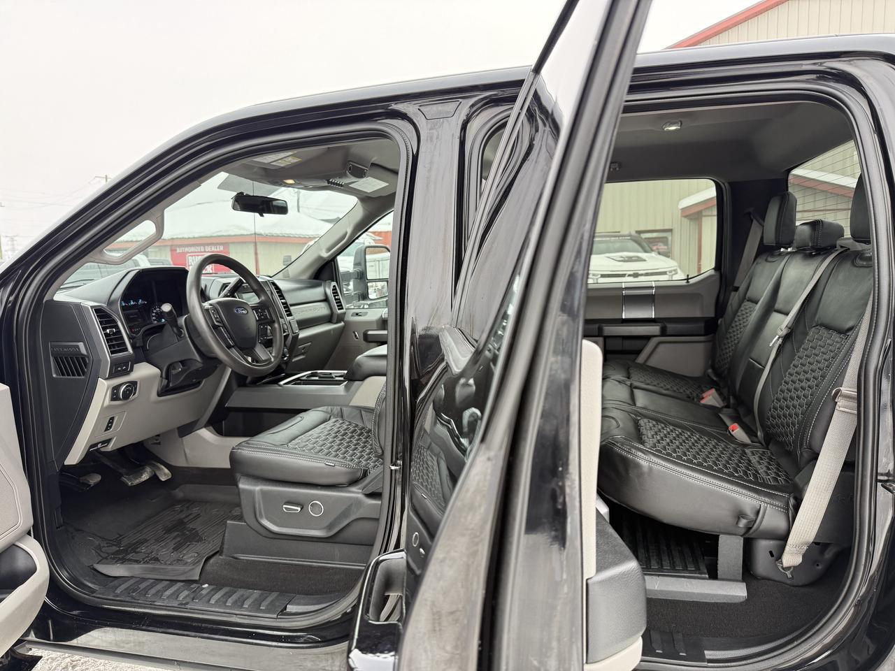 2019 Ford F-250 XLT BDS LIFT/WHEEL/TIRE/LEATHER PKG!! Photo