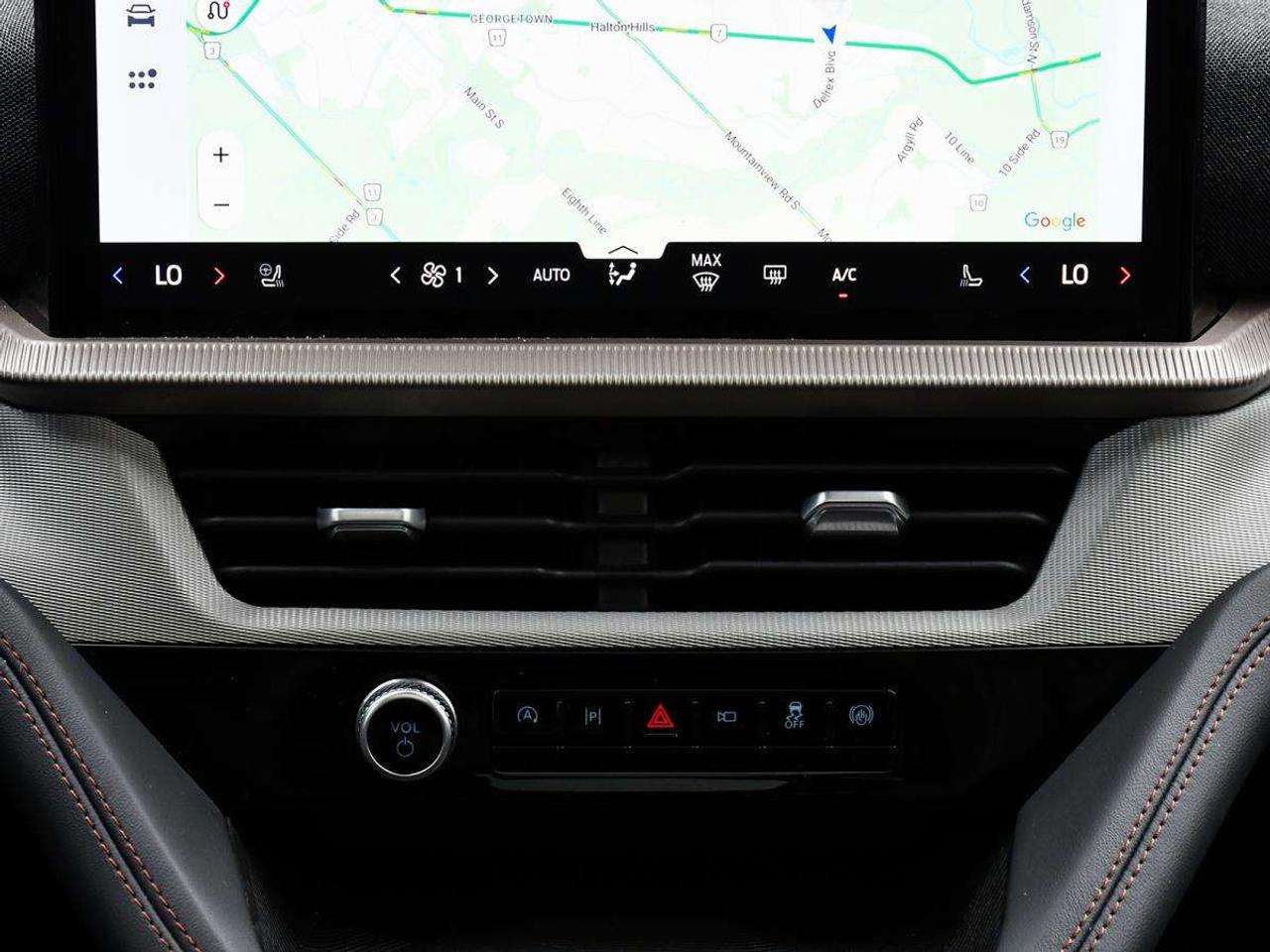 2025 Ford Explorer Active Photo
