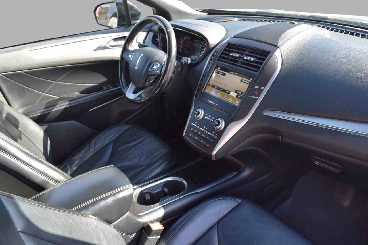 2016 Lincoln MKC Select AWD Navi Panoramic Sunroof Photo