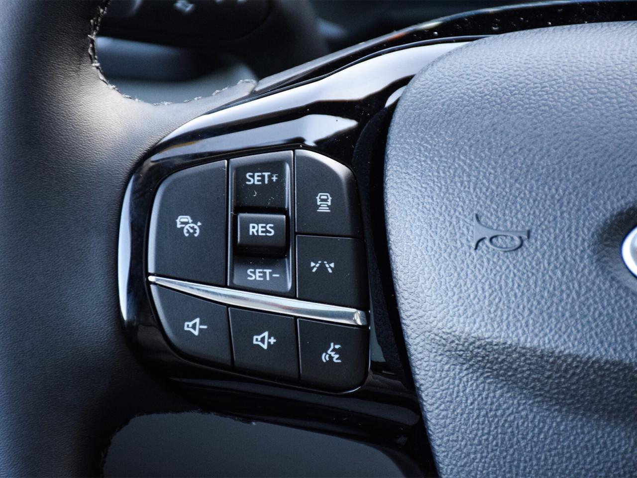 2026 Ford Escape Platinum AWD Photo