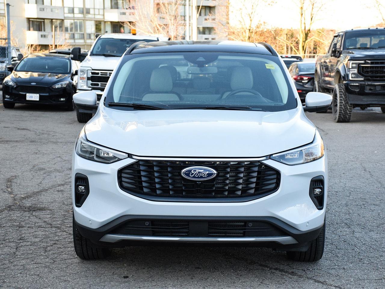 2026 Ford Escape Platinum AWD Photo3