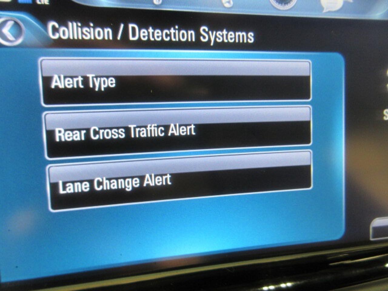 2017 Buick Envision PREMIUM II AWD, 2.0T, NAV, ROOF, LEATHER, 138K! Photo