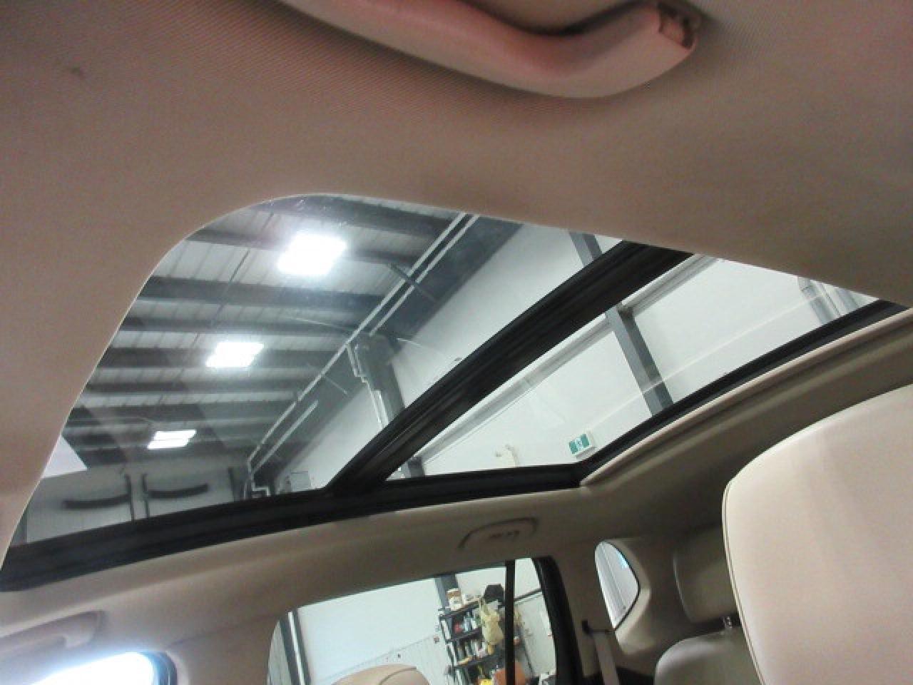 2017 Buick Envision PREMIUM II AWD, 2.0T, NAV, ROOF, LEATHER, 138K! Photo