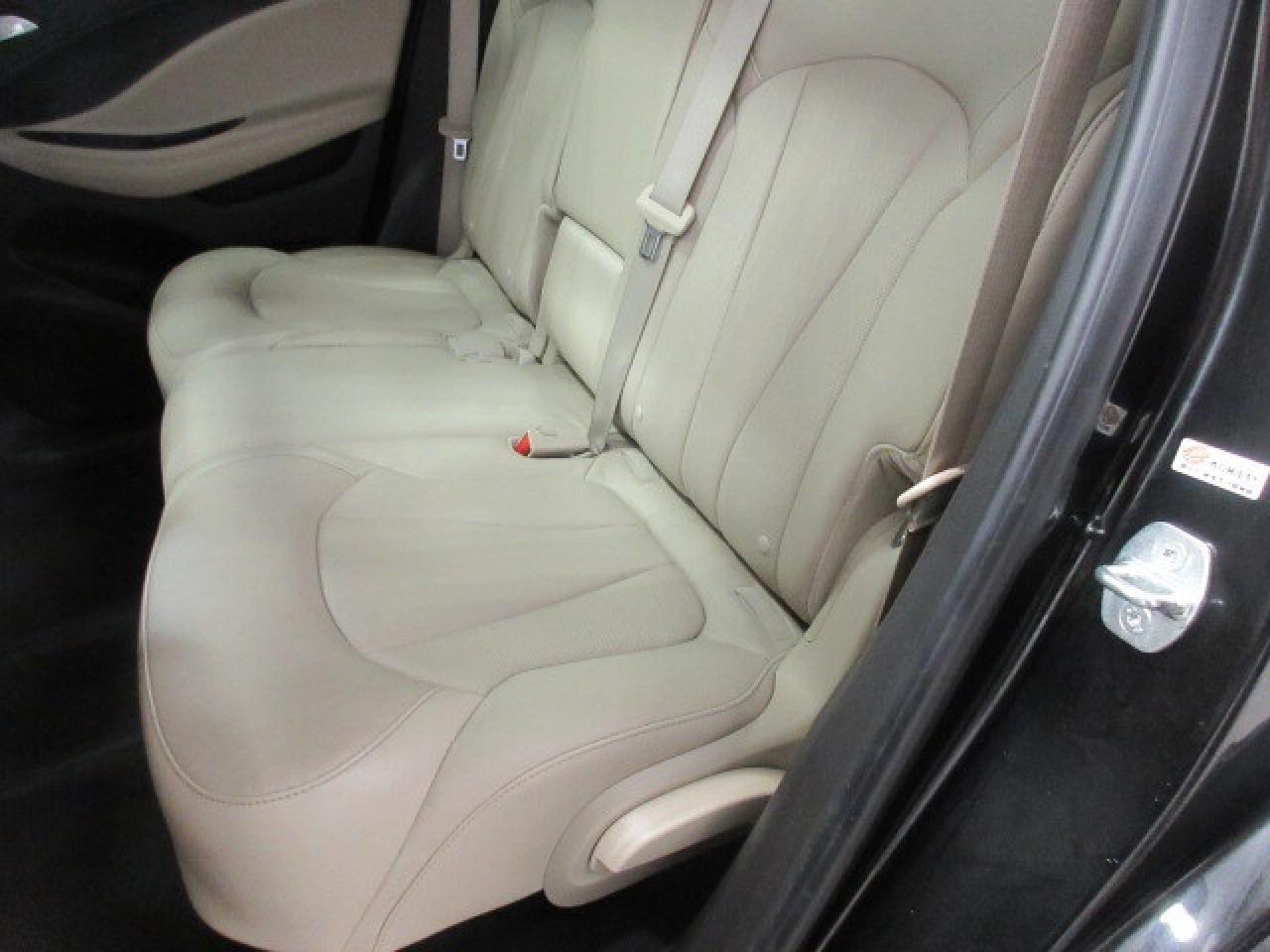 2017 Buick Envision PREMIUM II AWD, 2.0T, NAV, ROOF, LEATHER, 138K! Photo