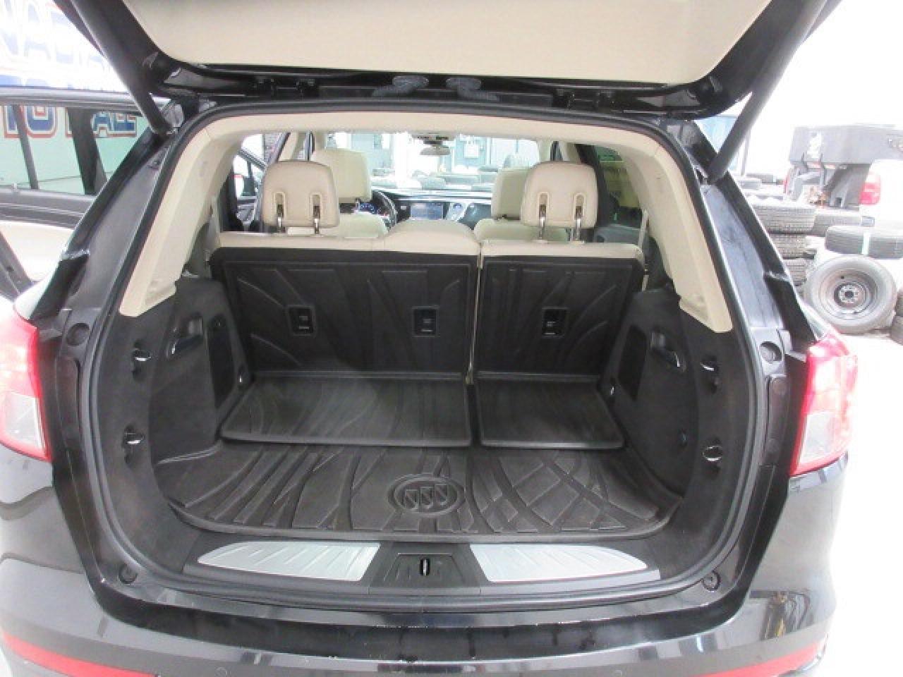 2017 Buick Envision PREMIUM II AWD, 2.0T, NAV, ROOF, LEATHER, 138K! Photo