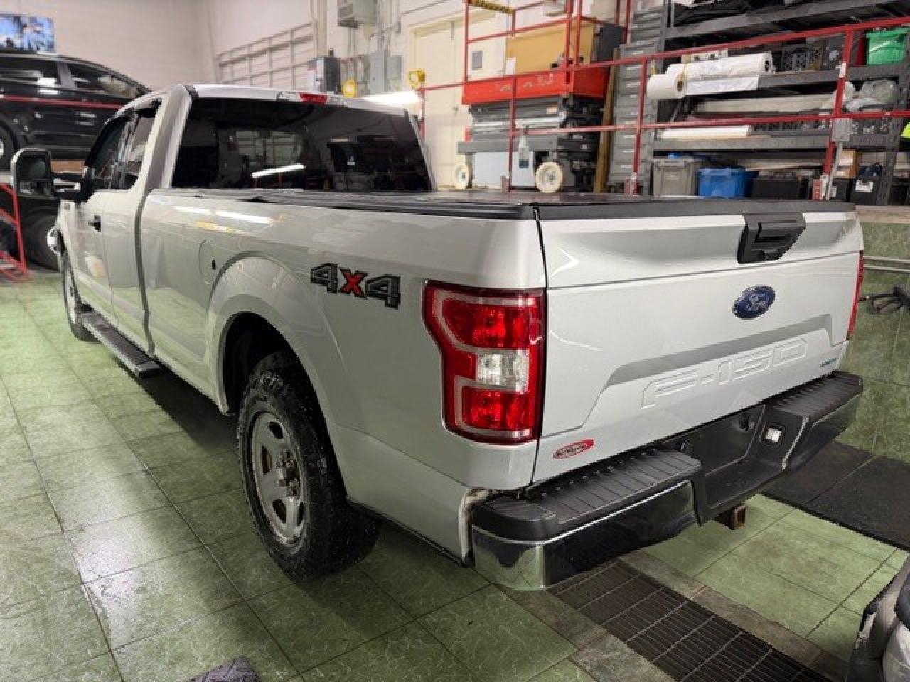 2018 Ford F-150 XLT 8 FT BOX 4X4 3.5L ECOBOOST 2 SETS OF WHEELS Photo