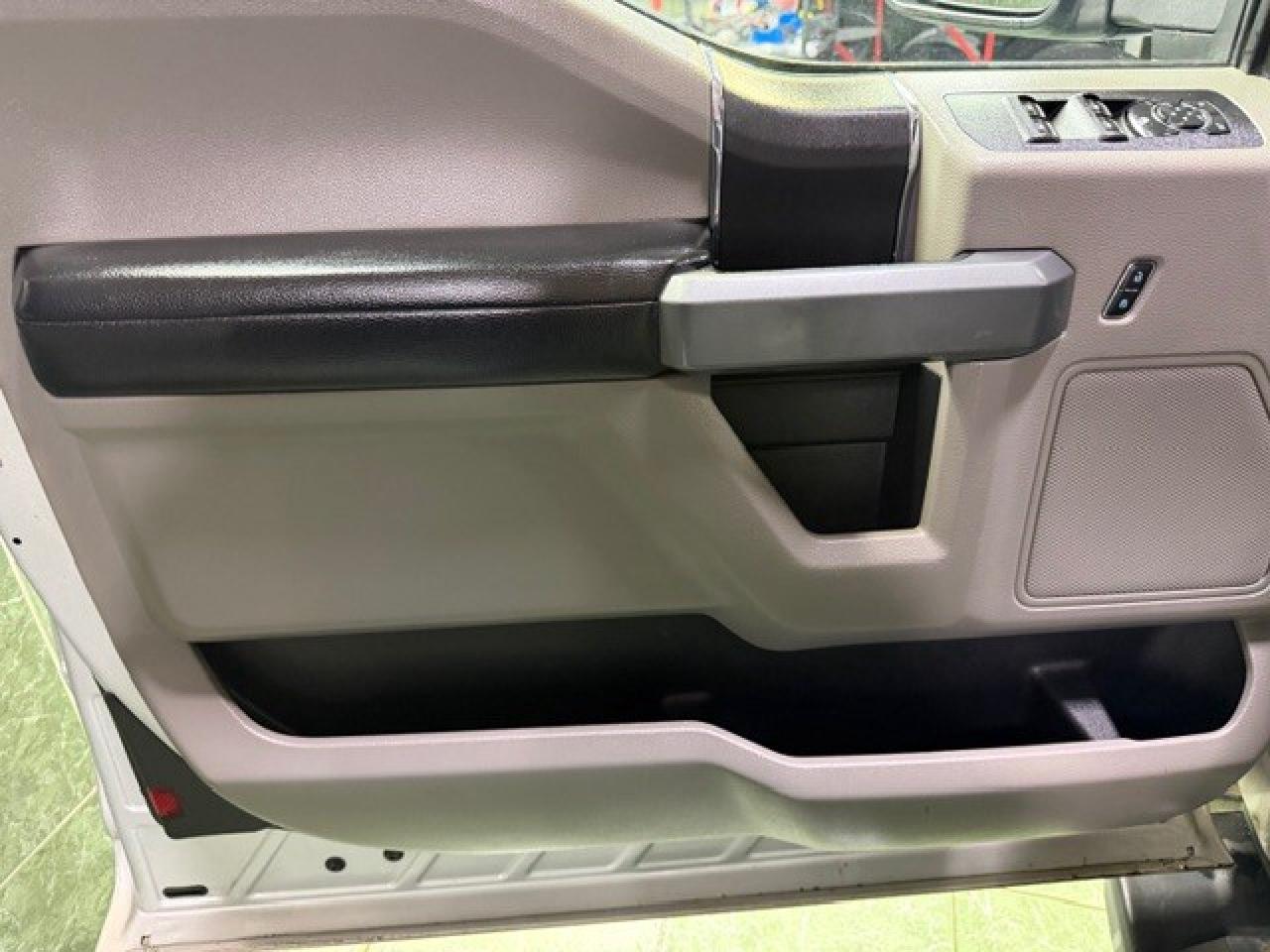 2018 Ford F-150 XLT 8 FT BOX 4X4 3.5L ECOBOOST 2 SETS OF WHEELS Photo