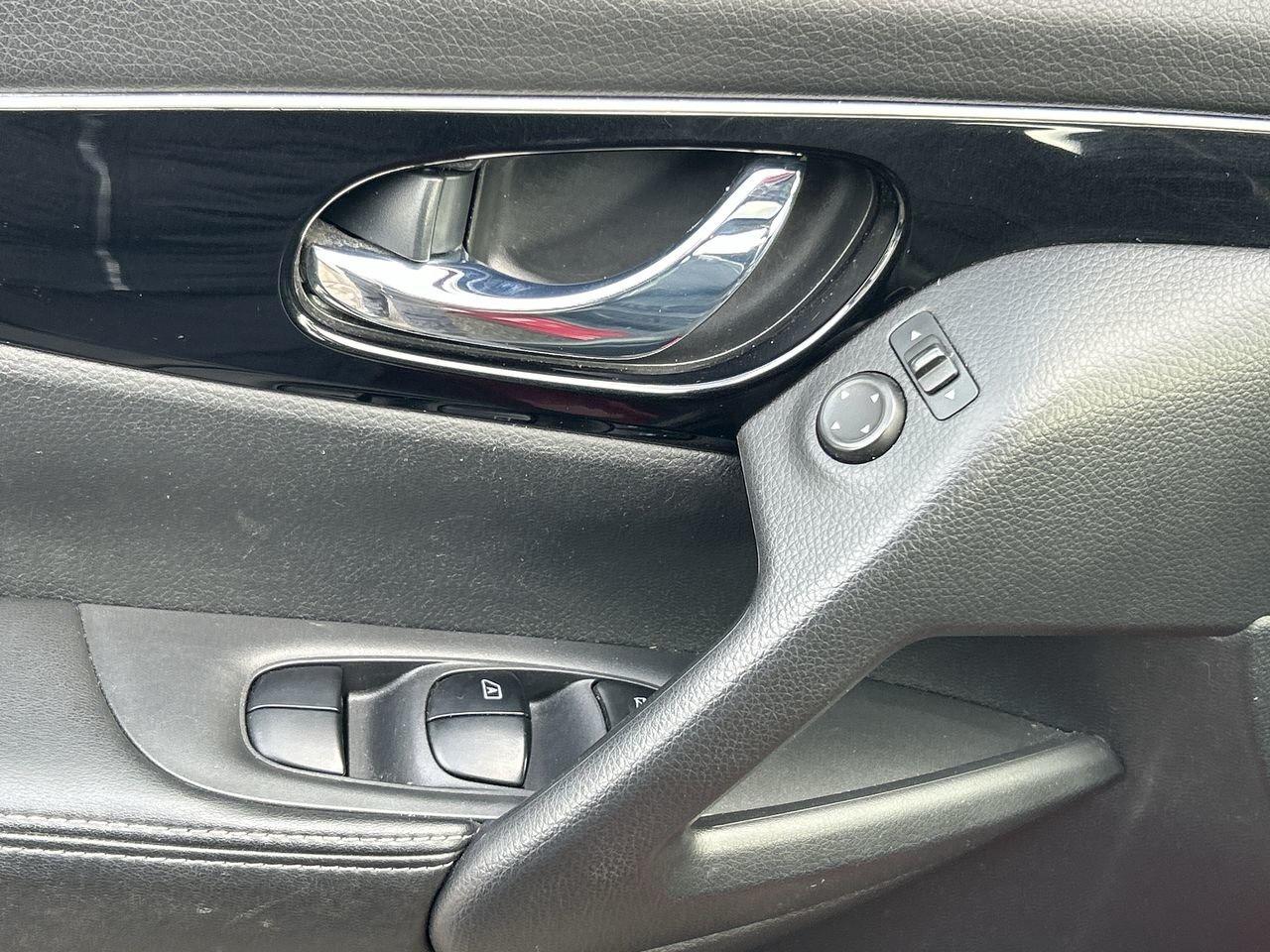 2017 Nissan Qashqai SPORT   Versatile Performance & Refined Comfort NO Photo