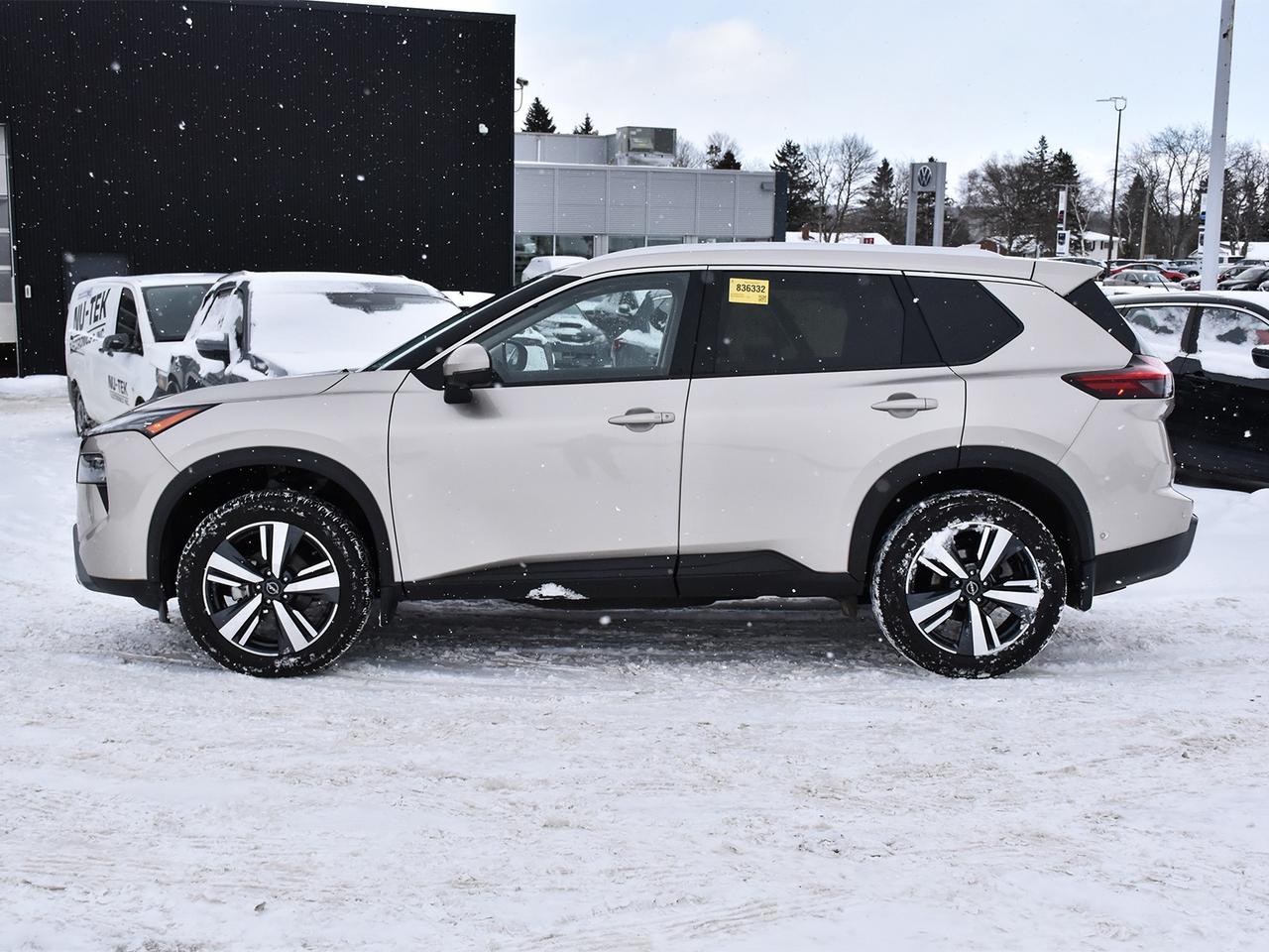 2025 Nissan Rogue SL  - Leather Seats -  Navigation Photo