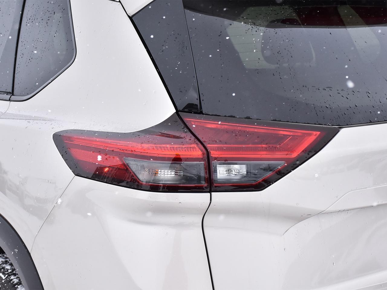 2025 Nissan Rogue SL  - Leather Seats -  Navigation Photo