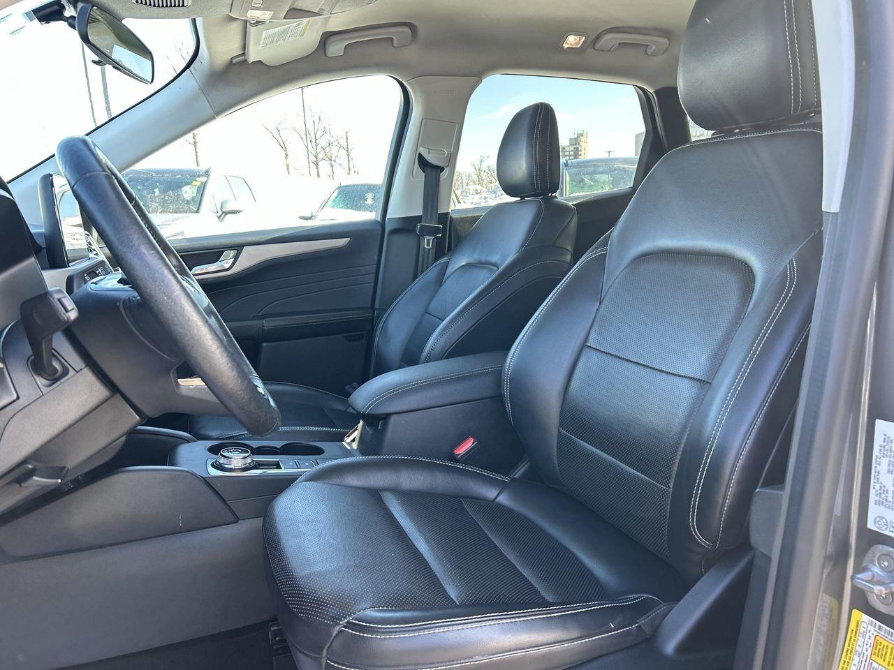 2021 Ford Escape SEL   Powerful 2.0L Turbo, Premium Comfort ONE OWN Photo