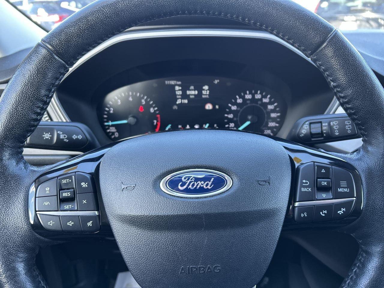 2021 Ford Escape SEL   Powerful 2.0L Turbo, Premium Comfort ONE OWN Photo