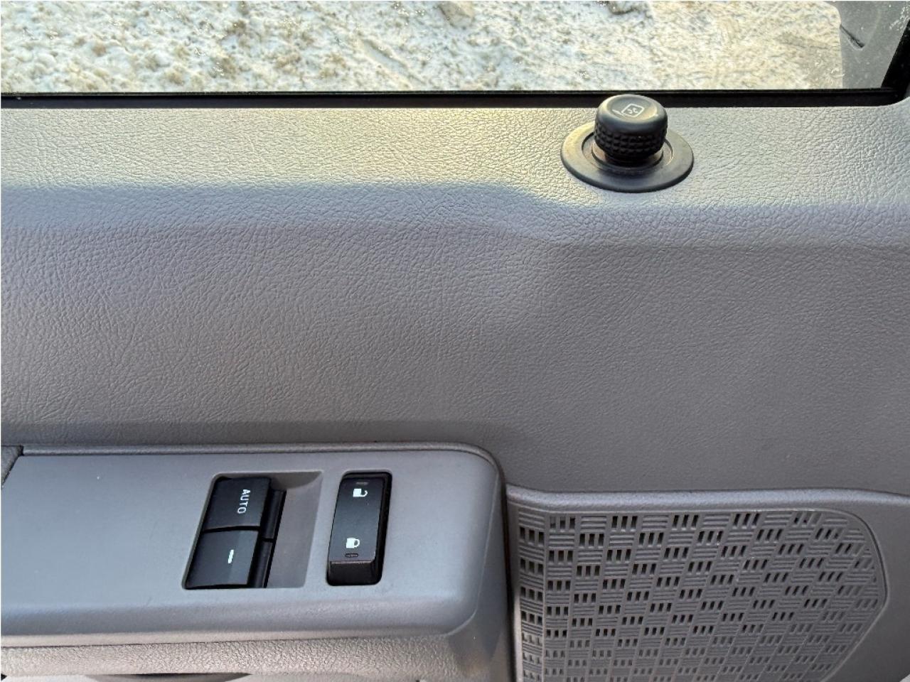 2023 Ford E-Series Cutaway E-450 16 Foot Box Roll Off Ramp Warranty Certified Photo