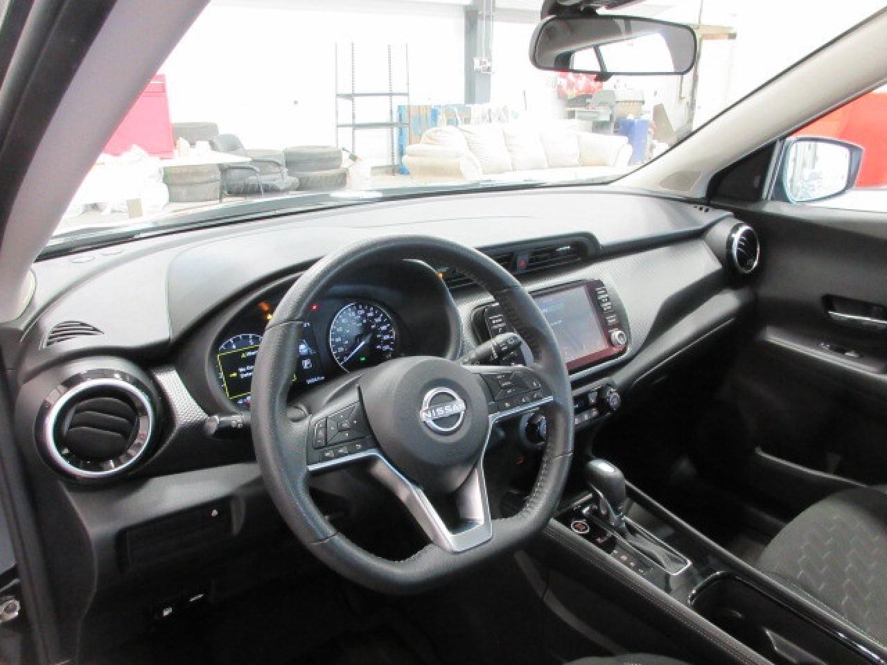 2024 Nissan Kicks SV, HTD. SEATS, APPLE/ANDROID, BT, CAMERA, 50K! Photo