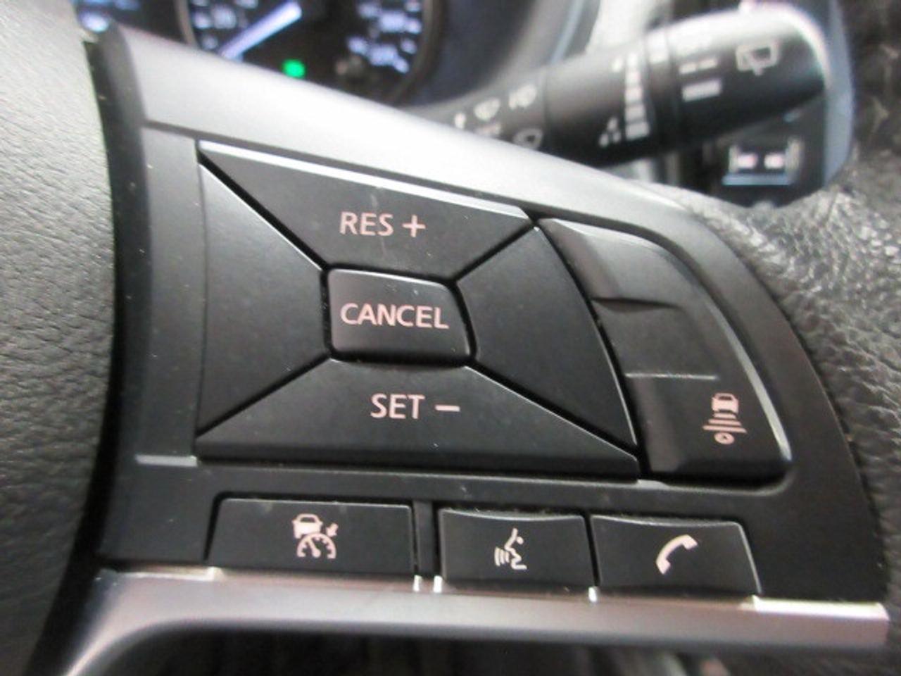 2024 Nissan Kicks SV, HTD. SEATS, APPLE/ANDROID, BT, CAMERA, 50K! Photo