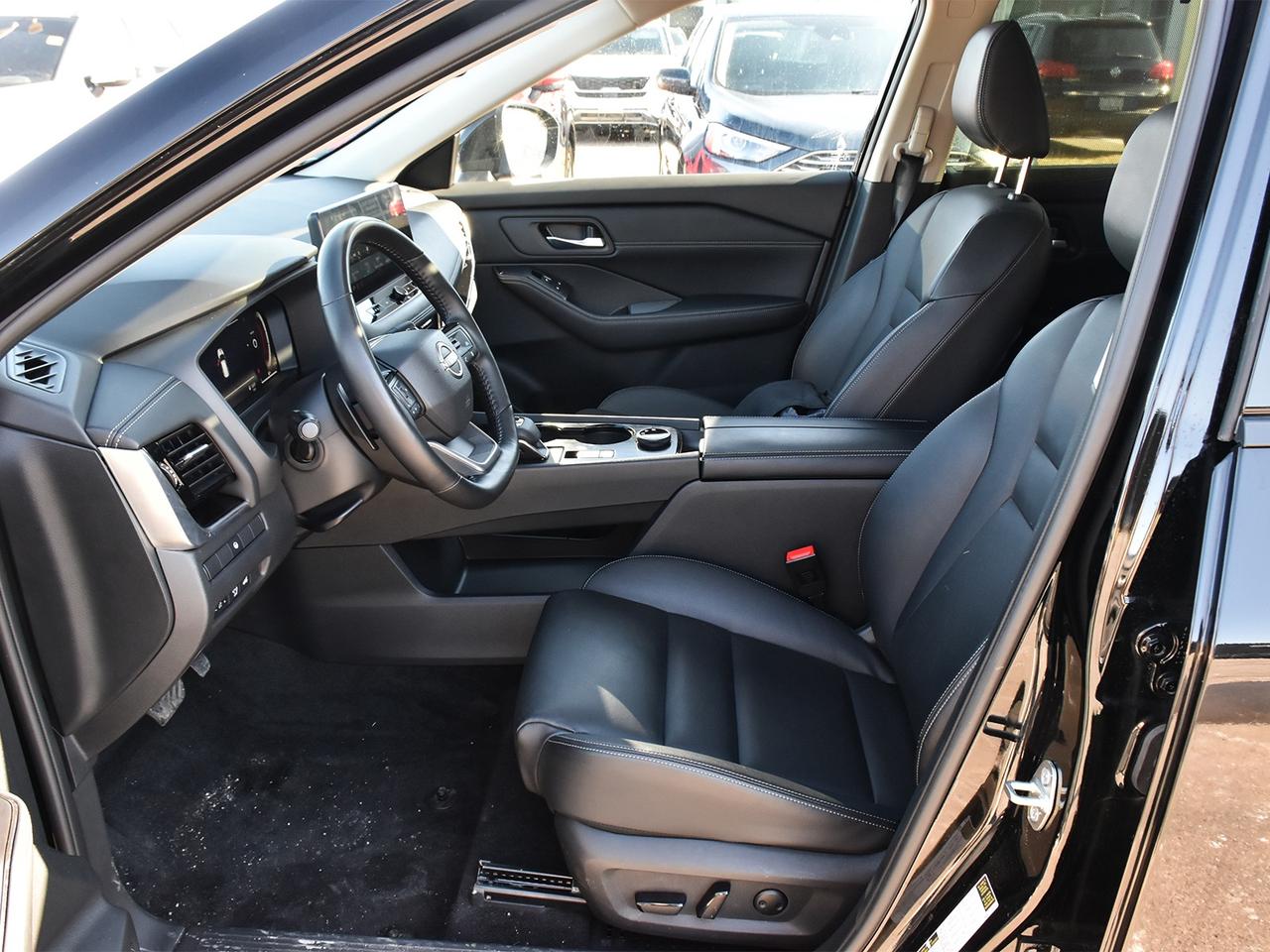 2025 Nissan Rogue SL  - Leather Seats -  Navigation Photo