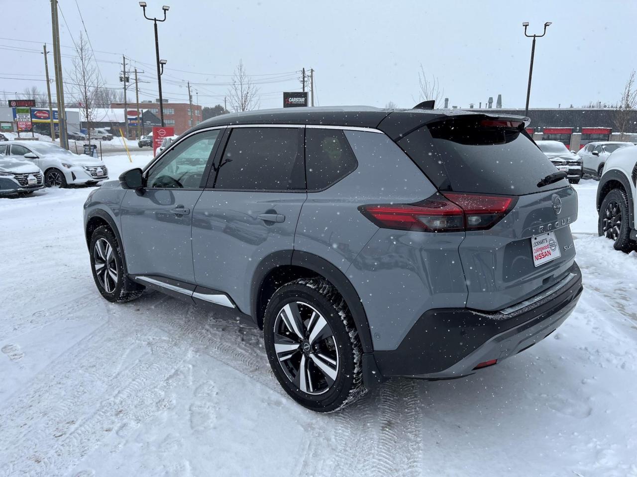 2023 Nissan Rogue SL AWD Photo4