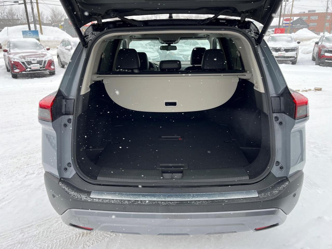 2023 Nissan Rogue SL AWD Photo