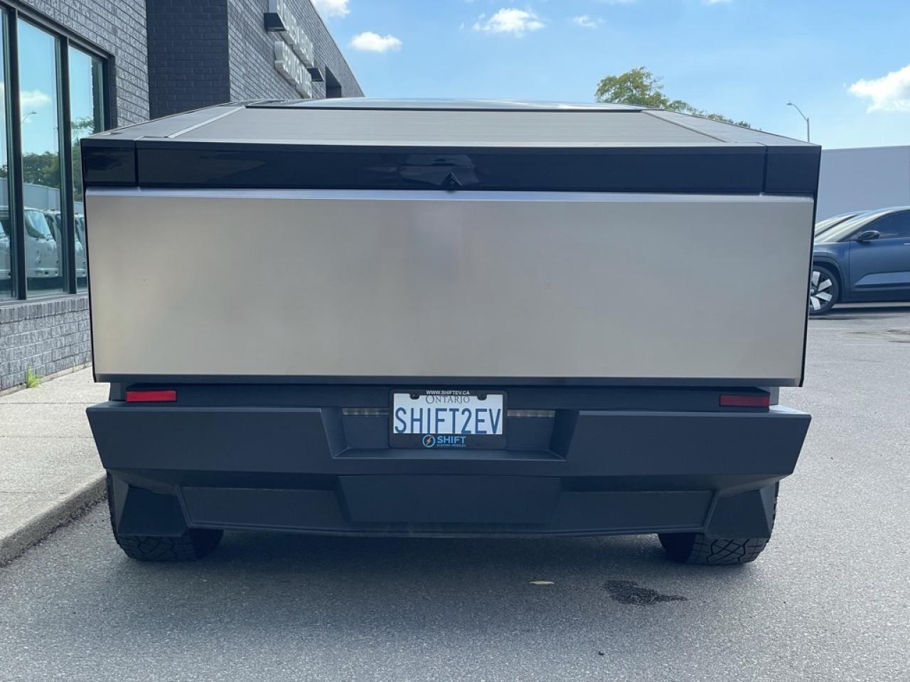 2024 Tesla Cybertruck Foundation AWD Photo