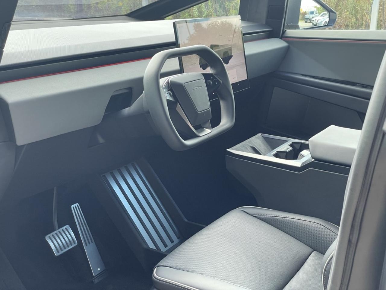 2024 Tesla Cybertruck Foundation AWD Photo