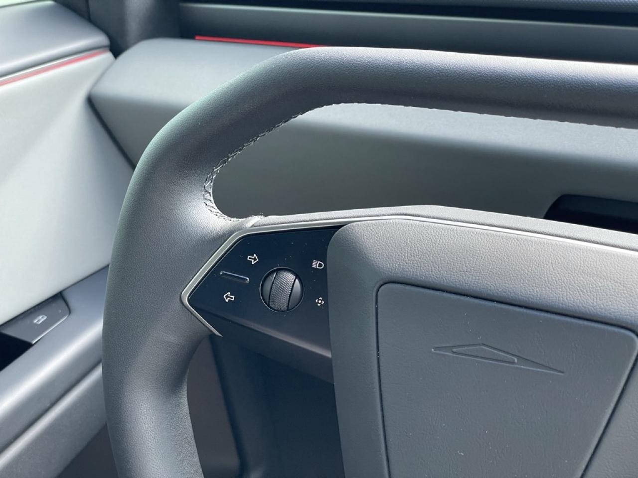 2024 Tesla Cybertruck Foundation AWD Photo