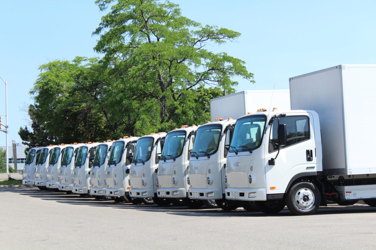 2024 Tesla Cybertruck Foundation AWD Photo