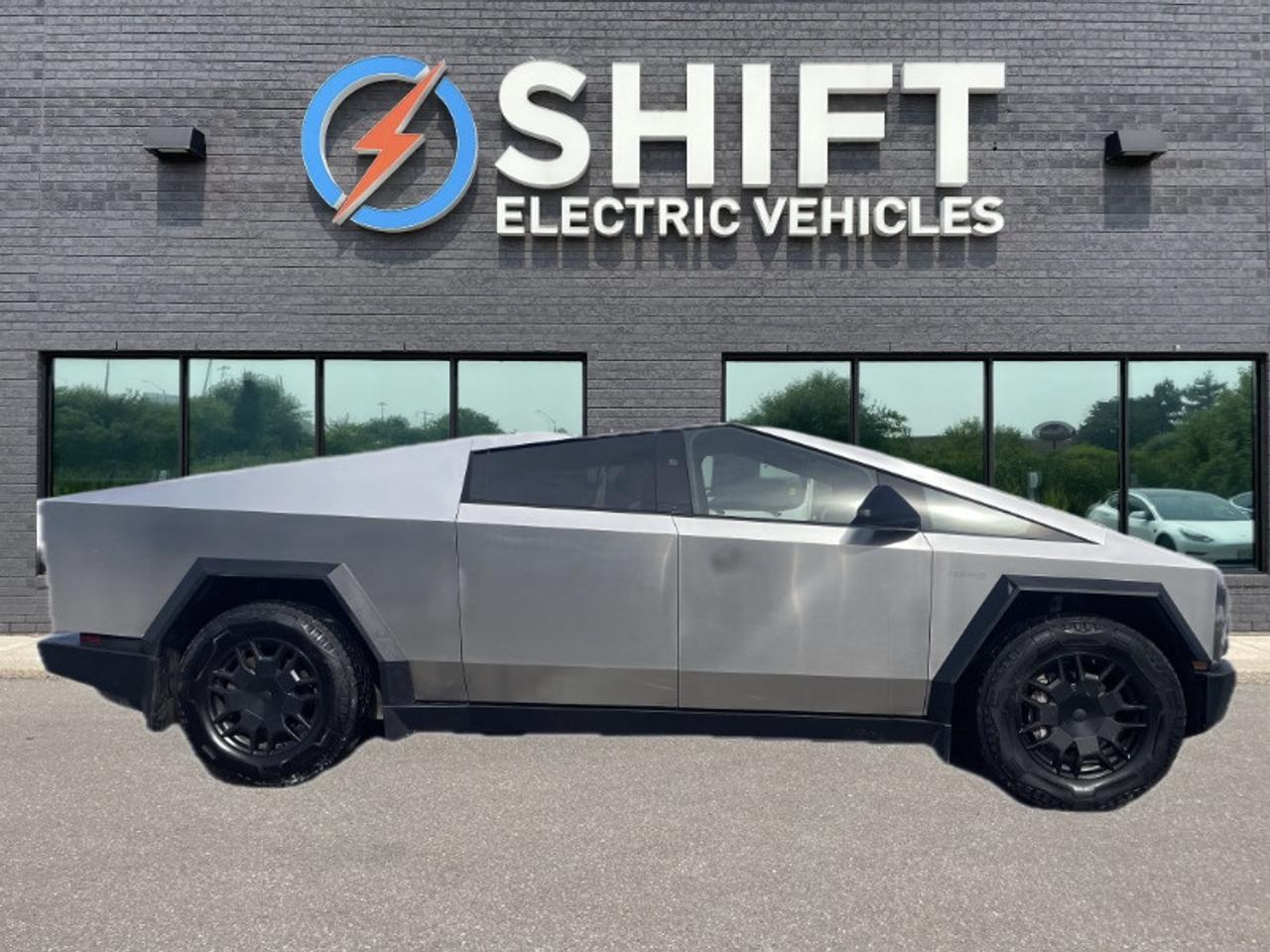 2024 Tesla Cybertruck Foundation AWD Photo0