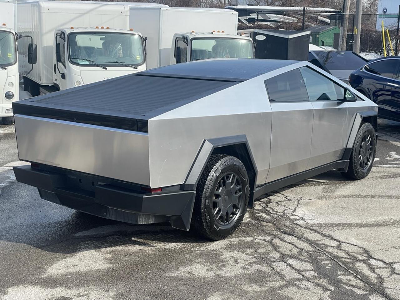 2024 Tesla Cybertruck Foundation AWD Photo