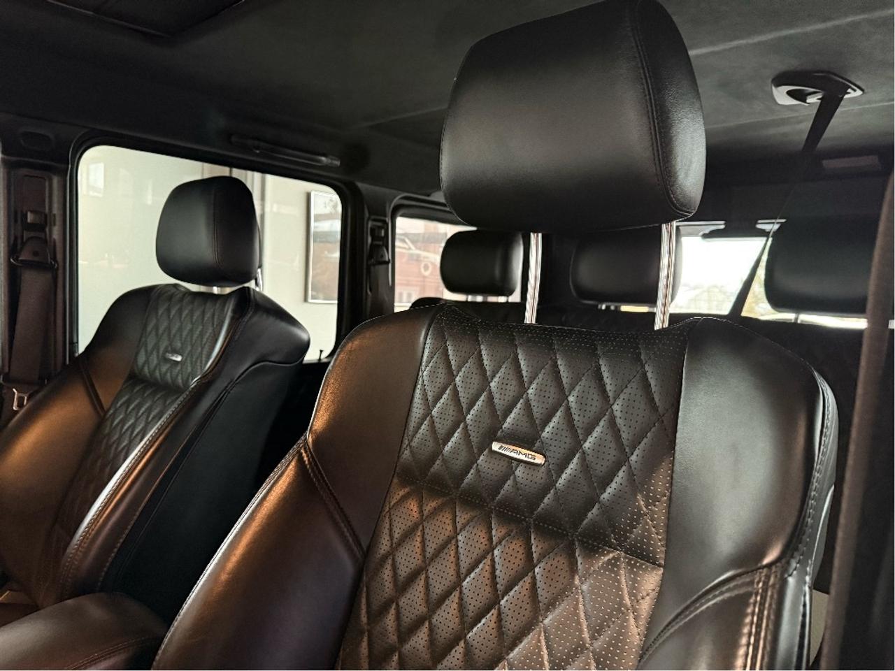 2018 Mercedes-Benz G-Class AMG G 63 4MATIC AWD FullyLoaded CleanCarfax LowKMs Photo