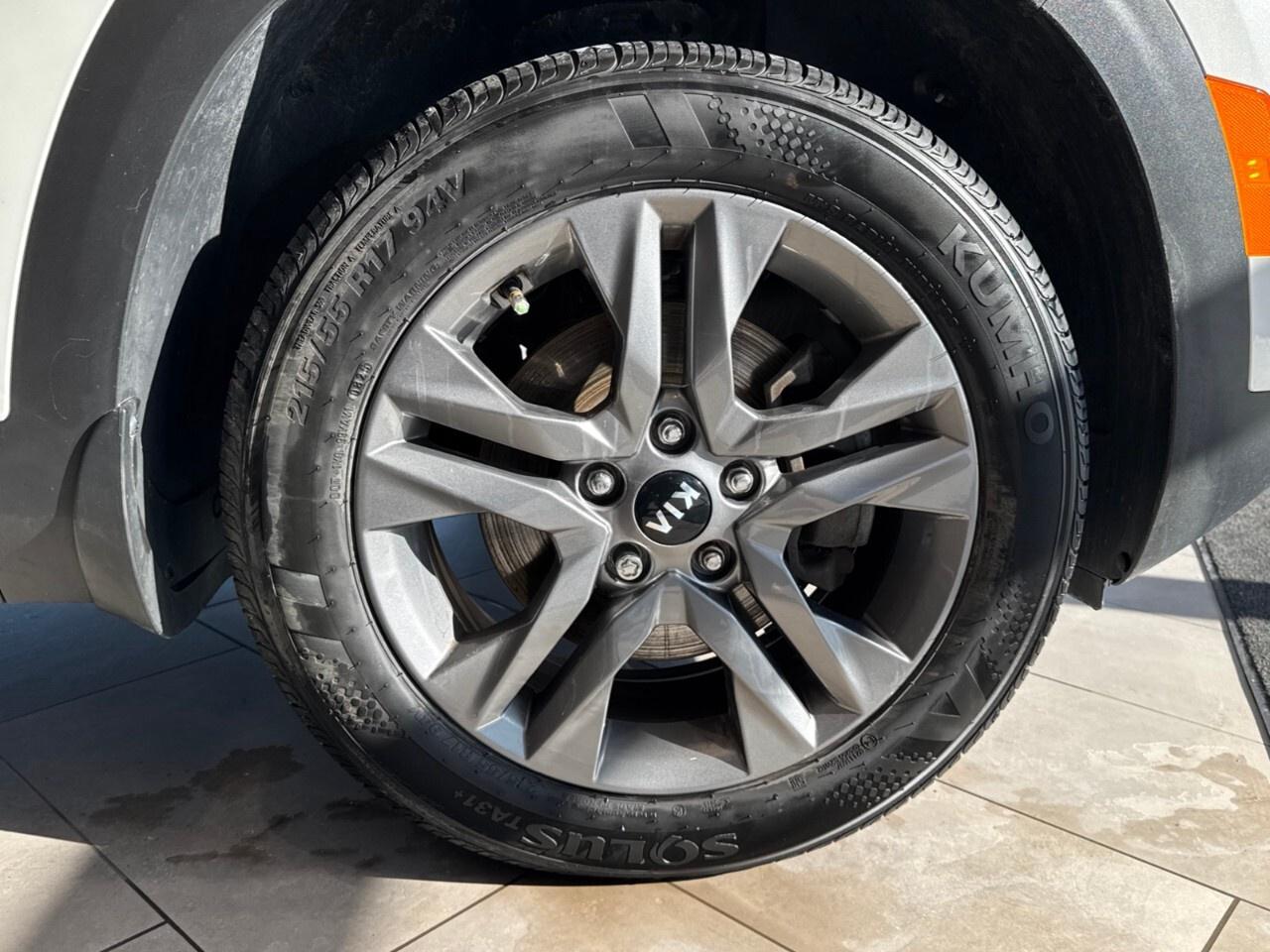 2021 Kia Seltos LX AWD Photo