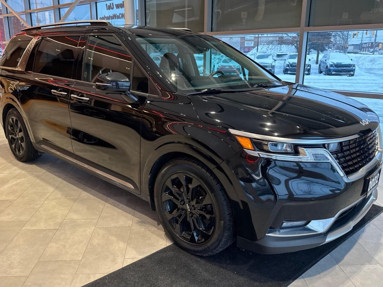 2022 Kia Carnival SX FWD Photo2