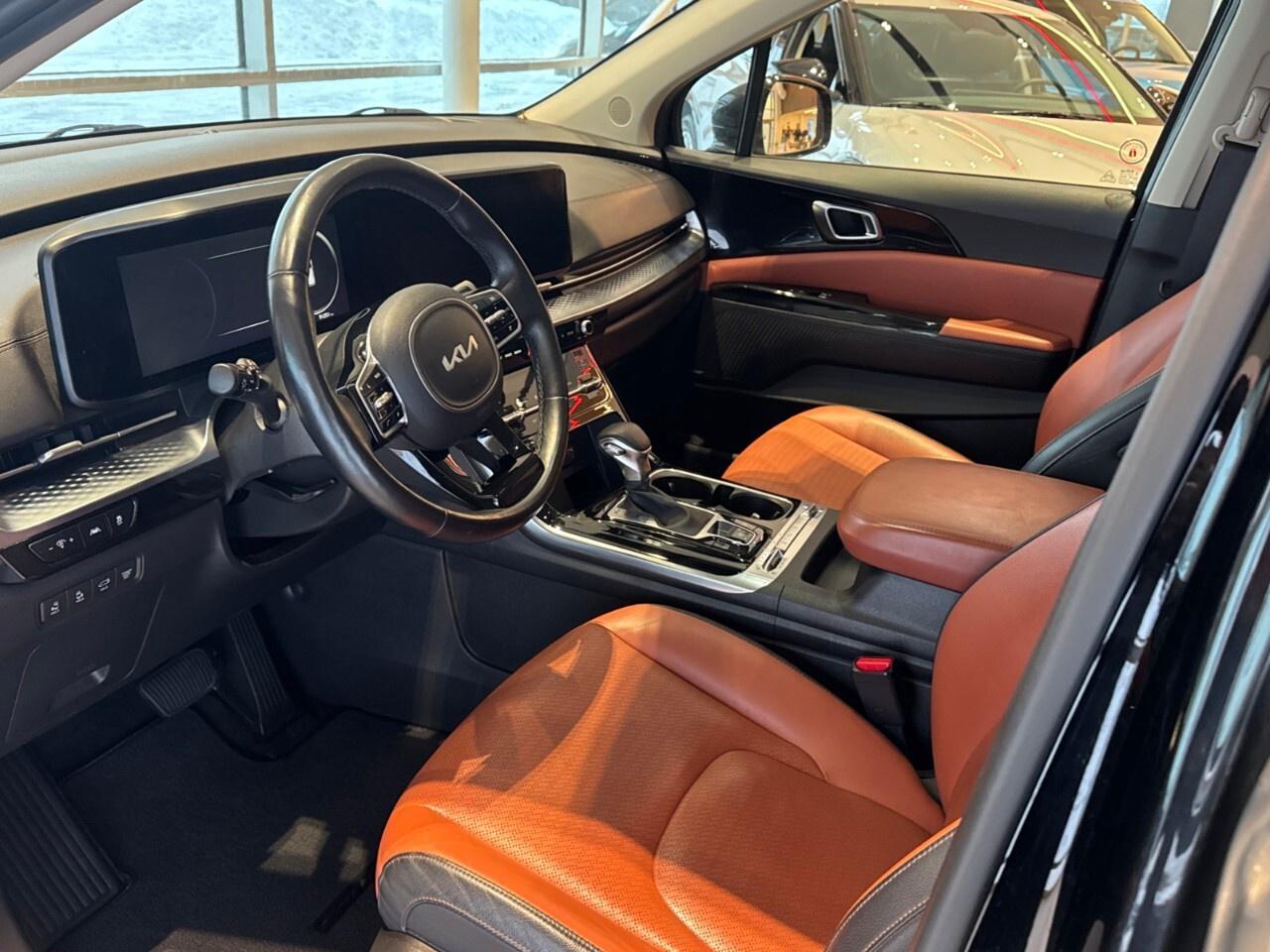 2022 Kia Carnival SX FWD Photo