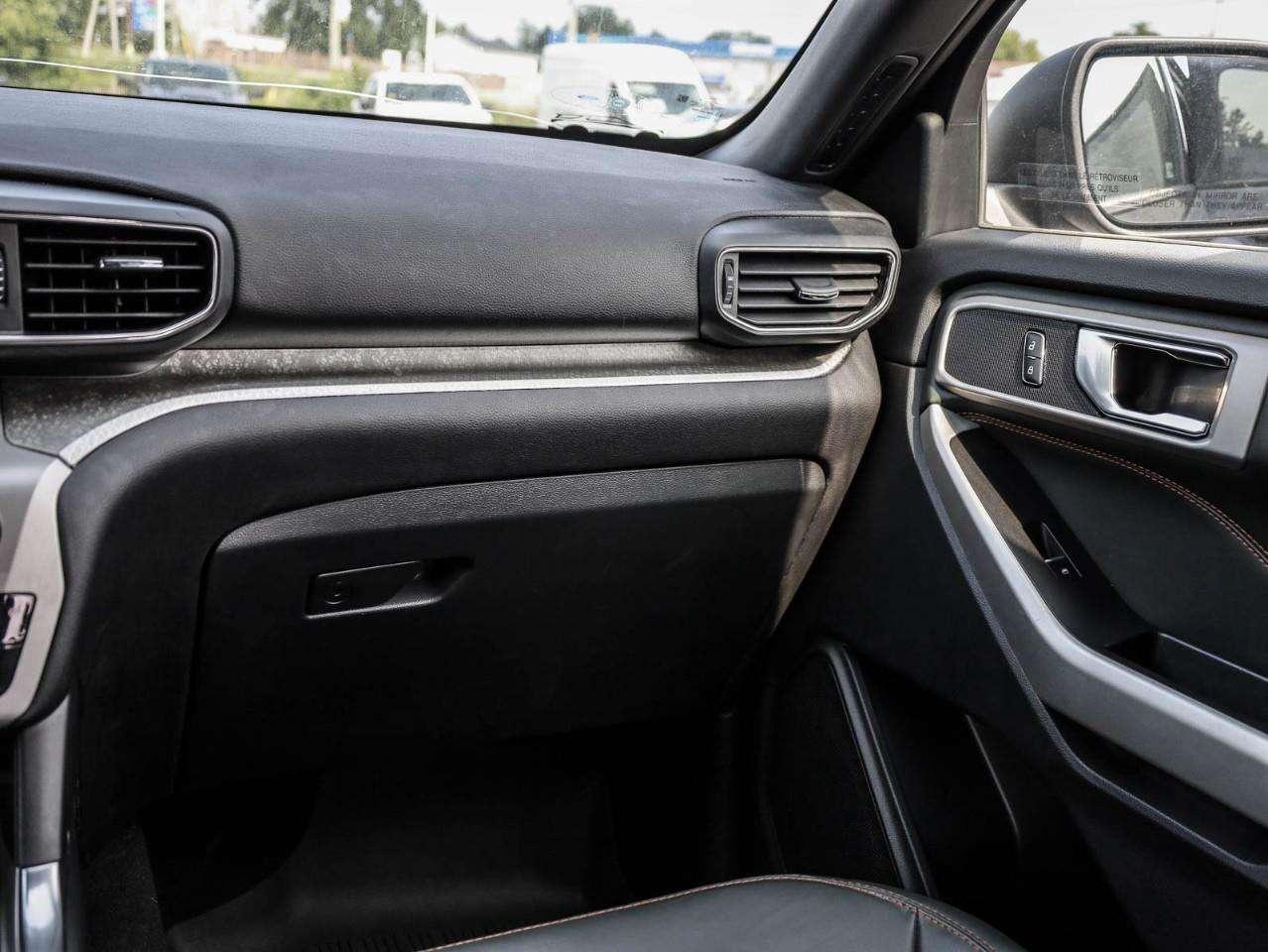 2022 Ford Explorer Timberline ONE OWNER, CLEAN CARFAX! Photo