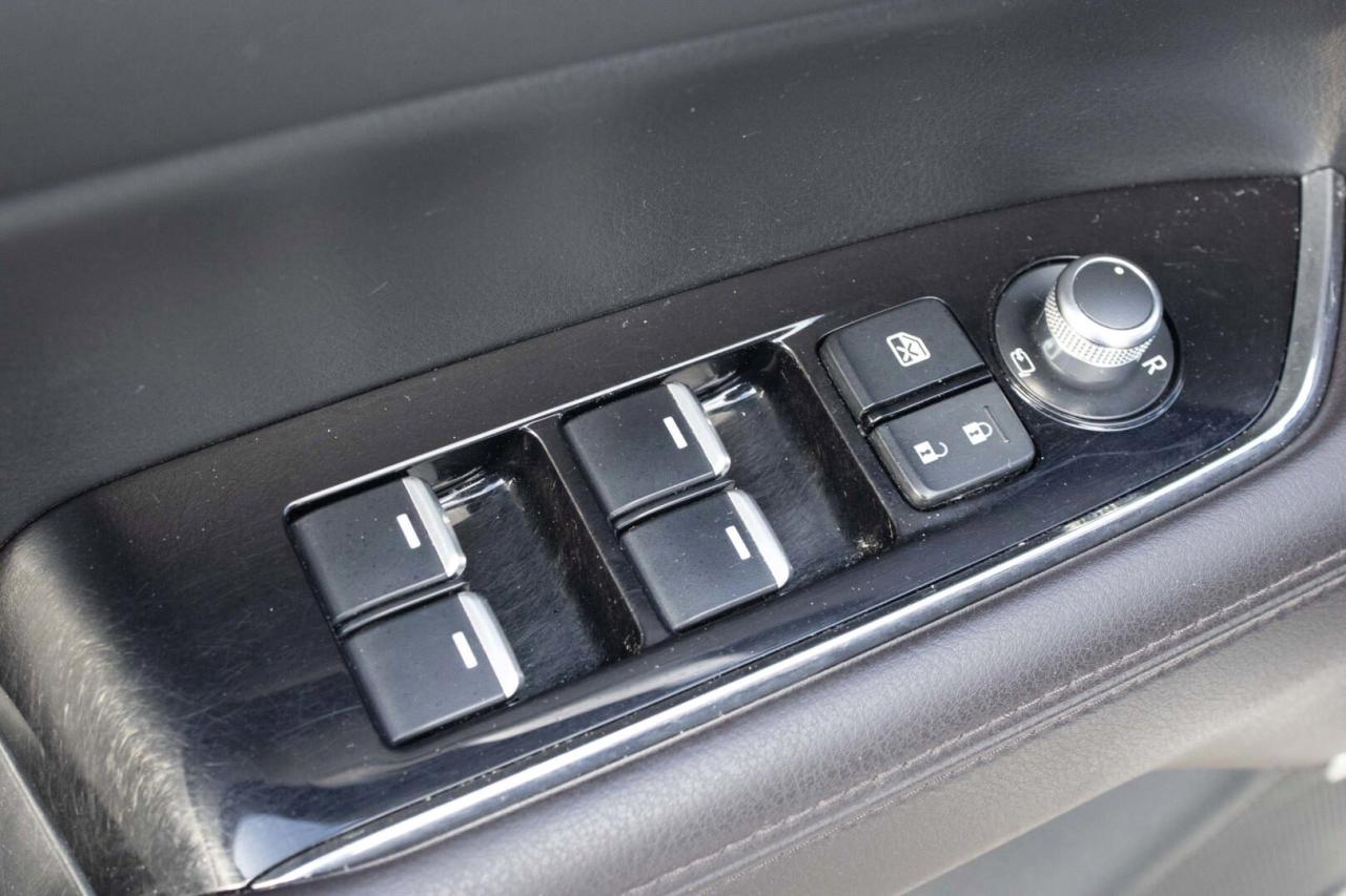 2023 Mazda CX-5 SIGNATURE   ONE OWNER Photo