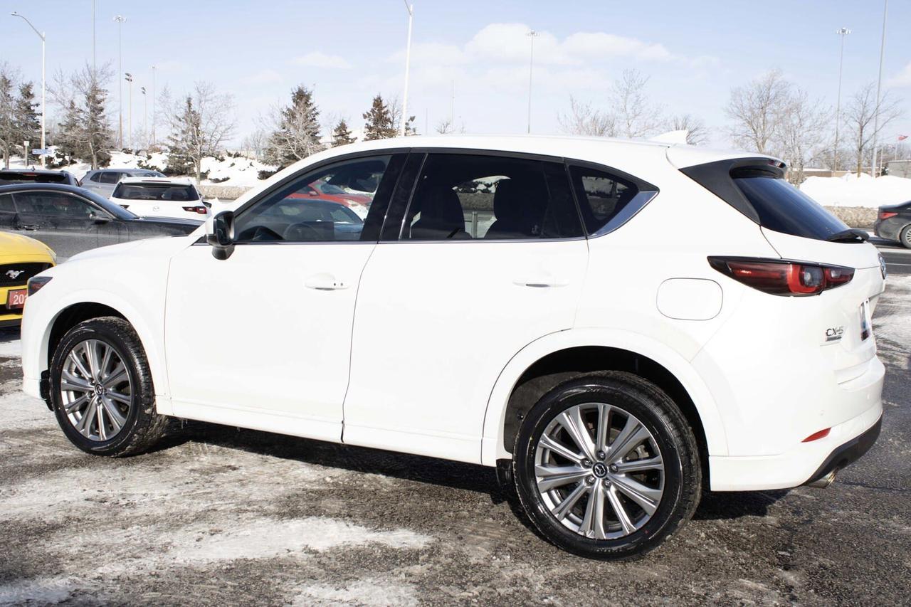 2023 Mazda CX-5 SIGNATURE   ONE OWNER Photo4