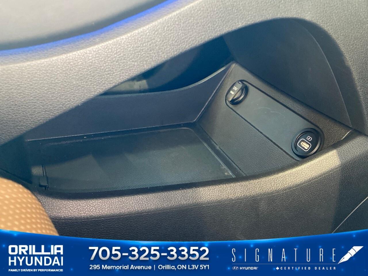 2022 Hyundai Santa Fe ULTIMATE CALLIGRAPHY AWD Photo