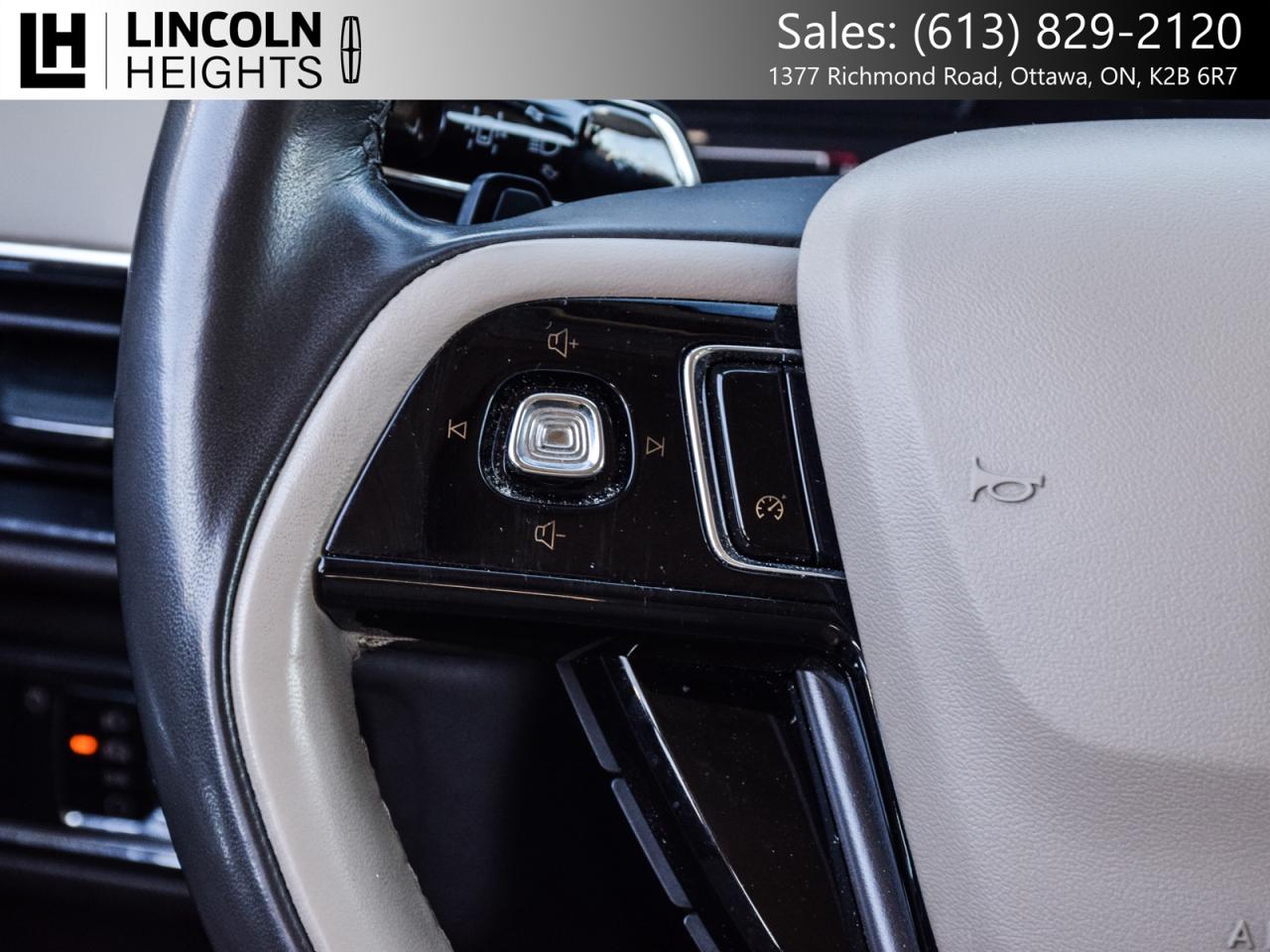 2021 Lincoln Corsair  Photo